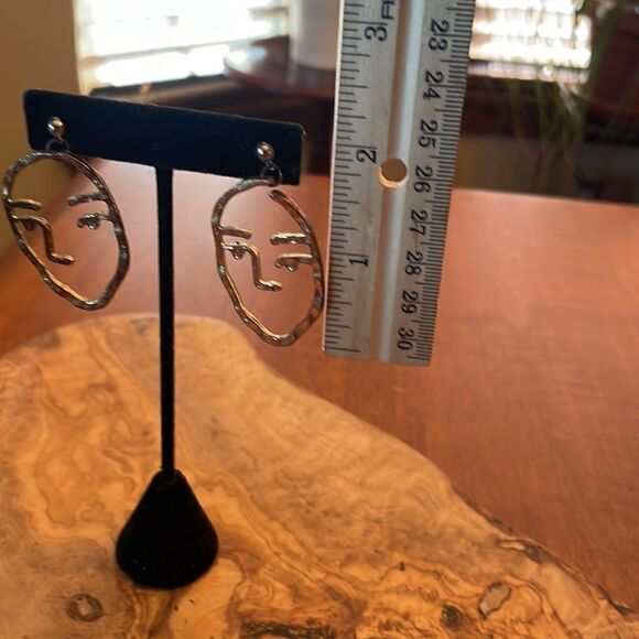 Goldtone Face Silhouette Earrings - Picture 2 of 6